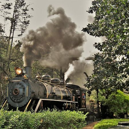 ガトリンバーグ Leconte Mountain Breezeヴィラ エクステリア 写真